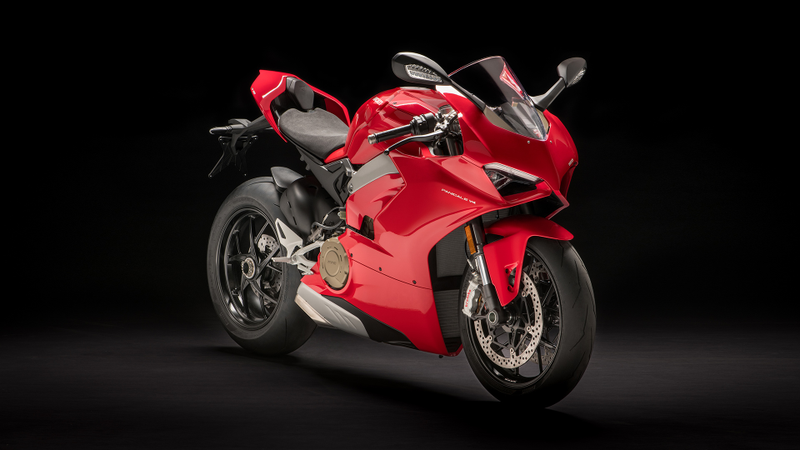 Illustration for article titled The New Flagship Ducati Panigale V4 Enjoys Twice The Cylinders
